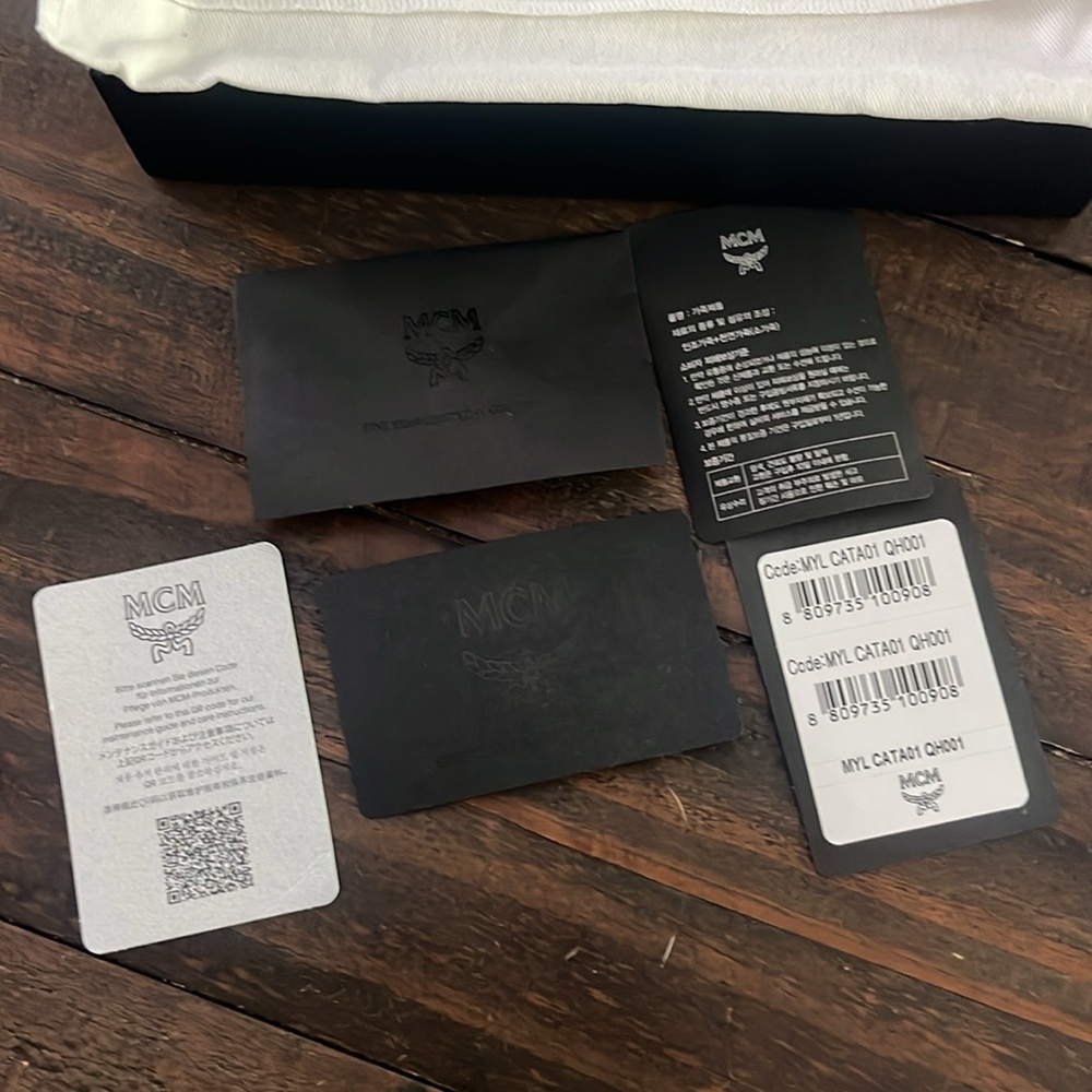 MCM Gift Box-Dust Bag-Tags for a Long Wallet - Picture 4 of 16